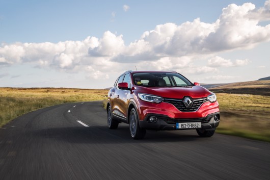 renault kadjar - red - 2015 - 006