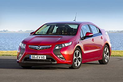 Opel Ampera Awarded 5 Stars
