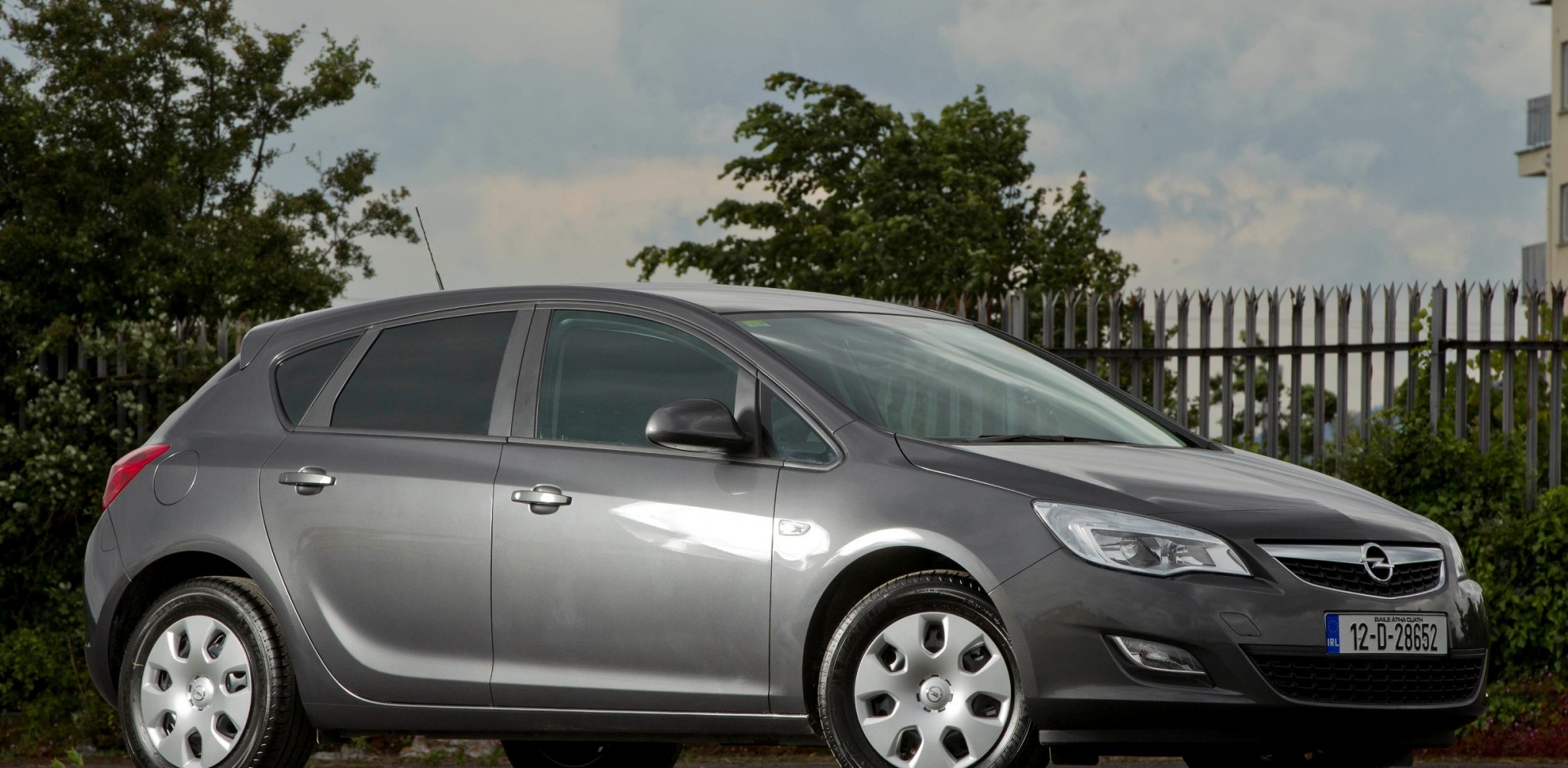 Eircom Takes Delivery of Opel Astra Vans
