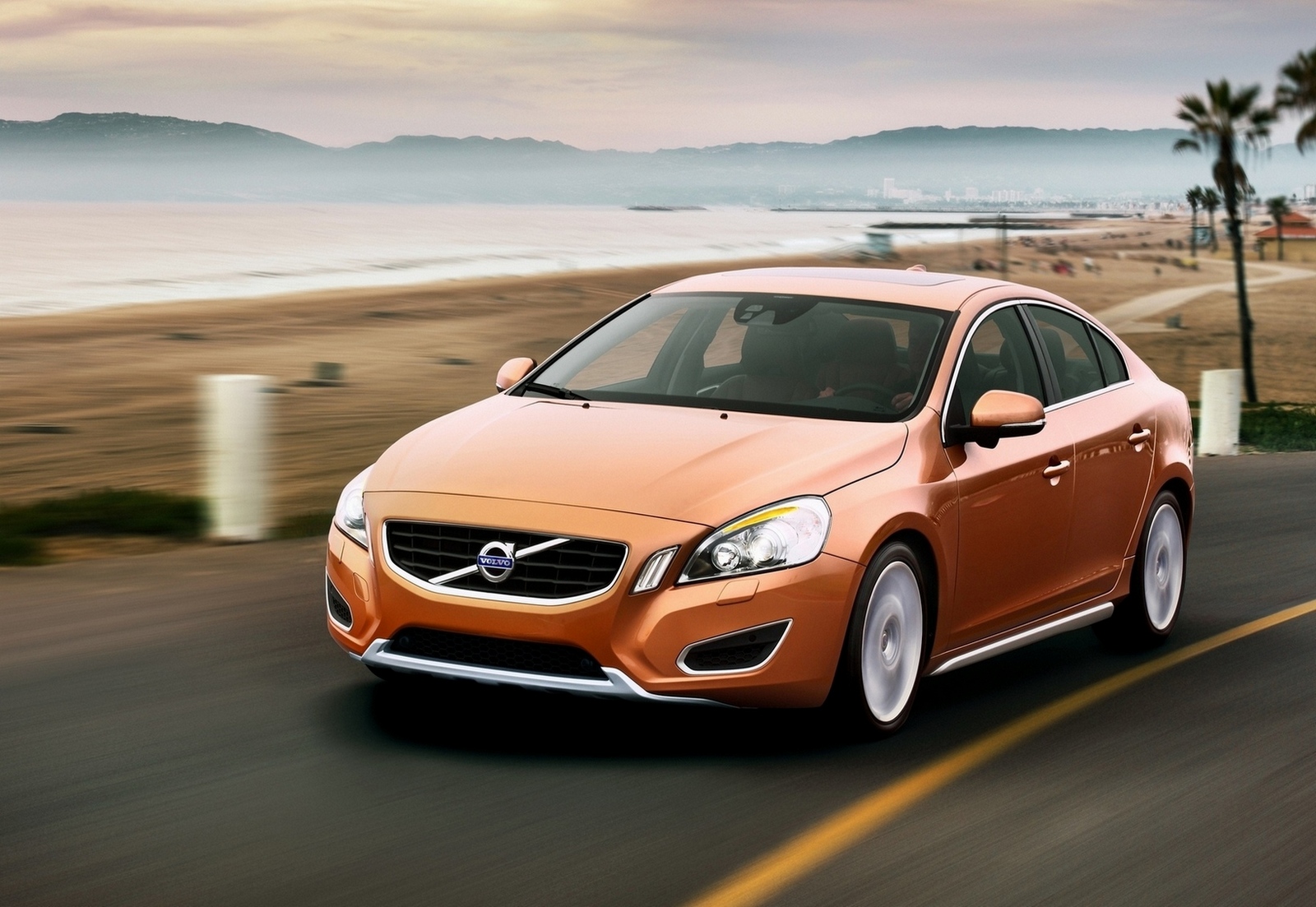Volvo S60 Achieves Top Safety Result