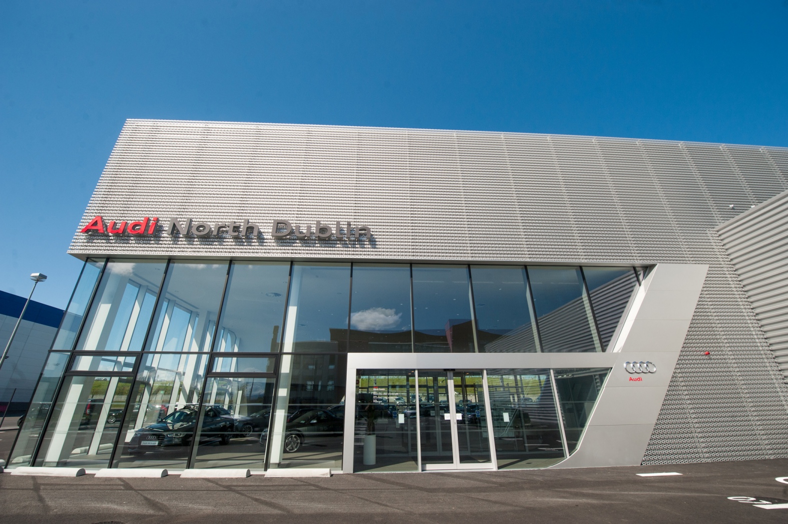 Audi North Dublin Opens Its Doors