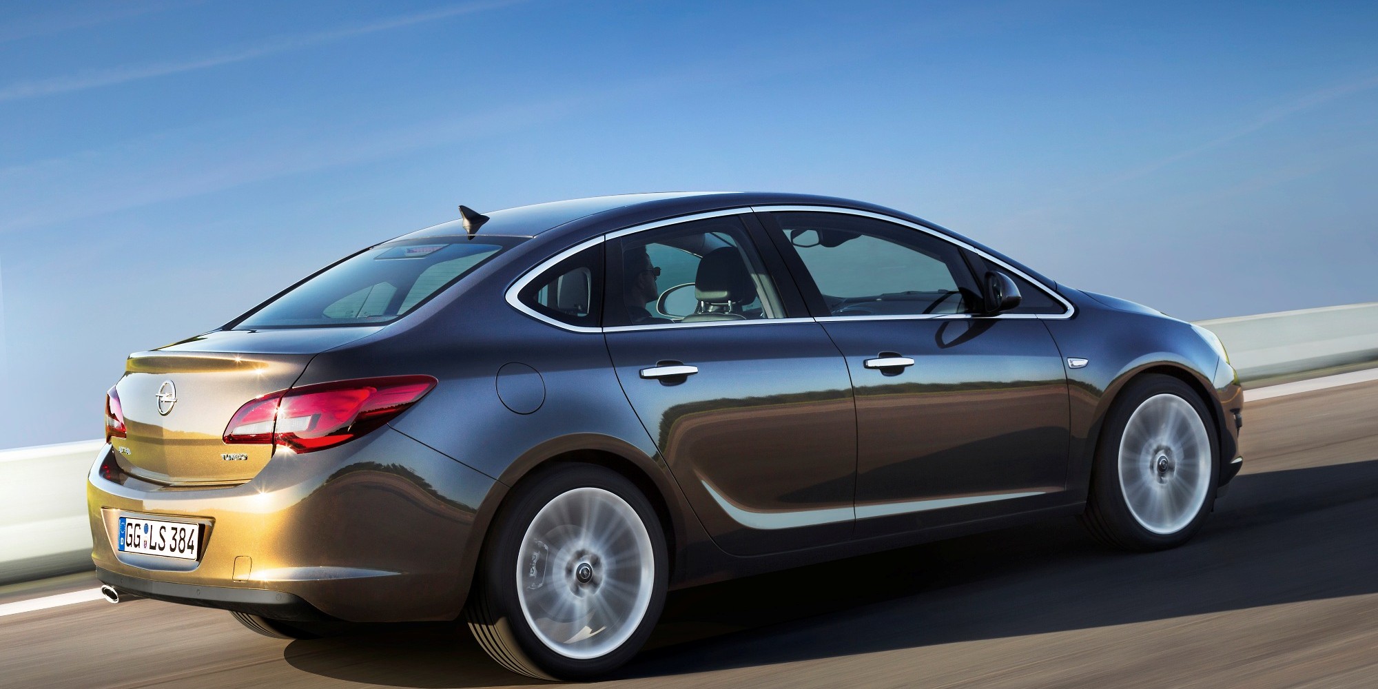 Opel Astra Saloon Arrives