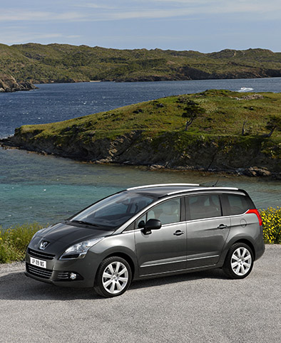 New Peugeot Family 5008