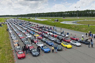 Mazda MX-5 Sets New World Record
