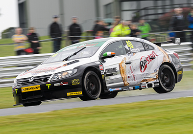 Aron Smith Wins At Oulton Park
