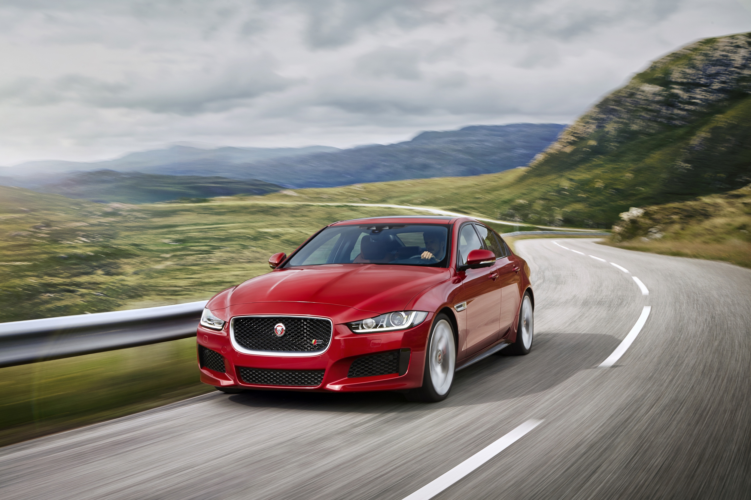 Jaguar XE Launched Across Ireland