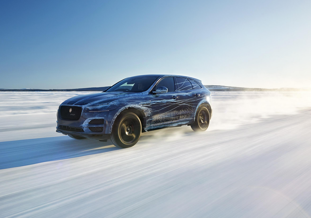 Jaguar F-PACE Under Pressure