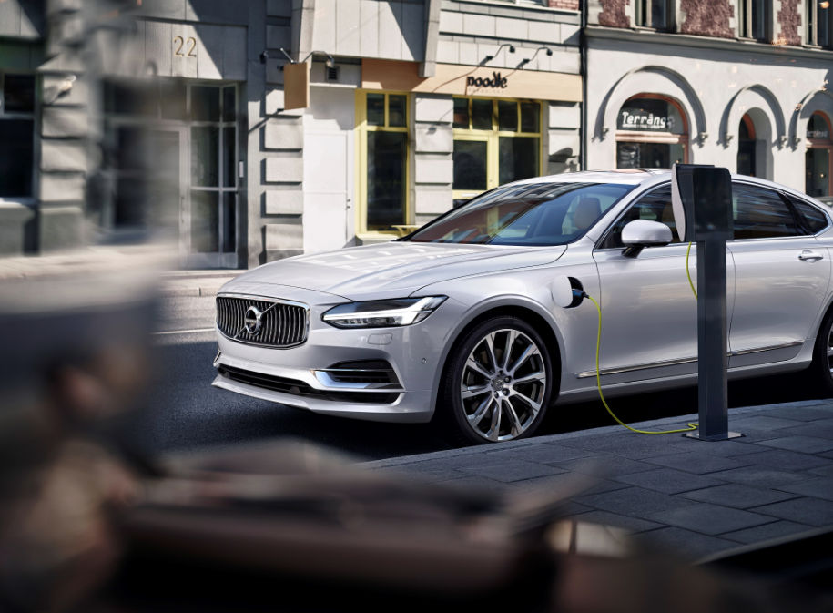 Volvo Wants Standardised Charging