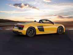 The New Audi R8 Spyder V10 Breaks Cover