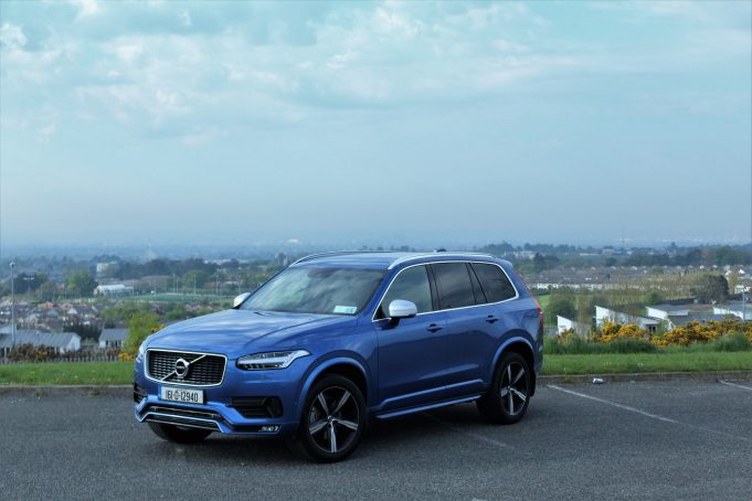Volvo XC90 R-Design