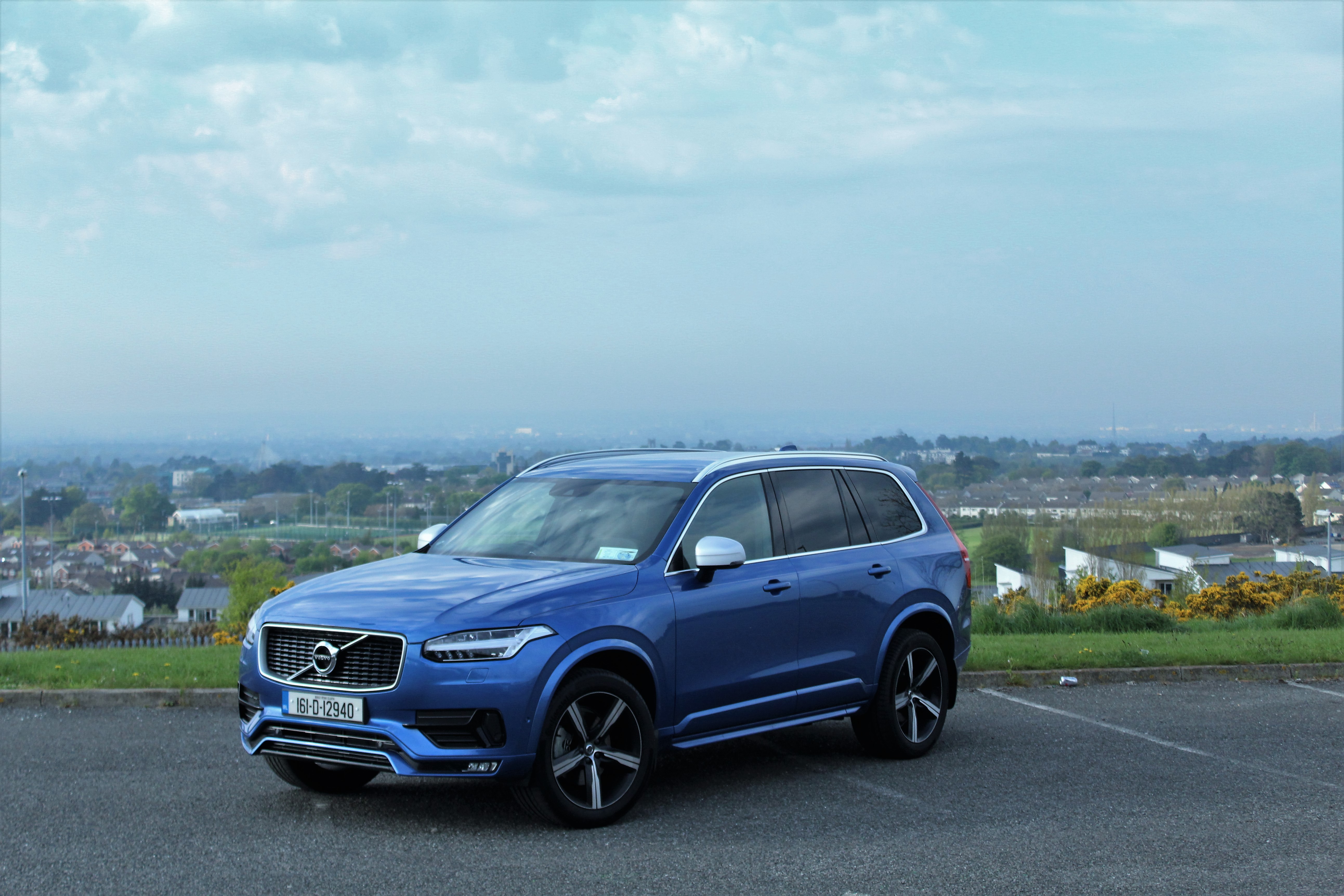 Volvo XC90 R-Design