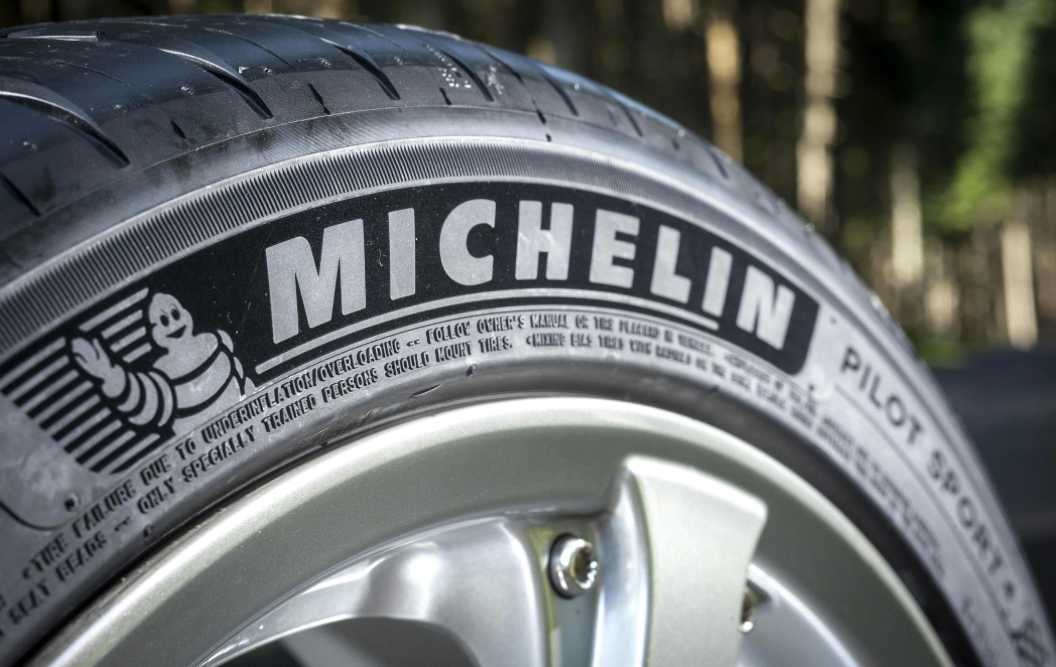 Michelin Pilot Sport 4 Wins Big