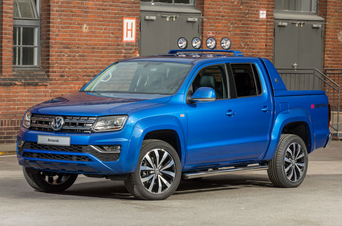 VW Commercial Team Up With Ploughing