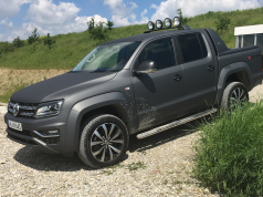 VW Commercial Vehicles Enhances 171 Offers
