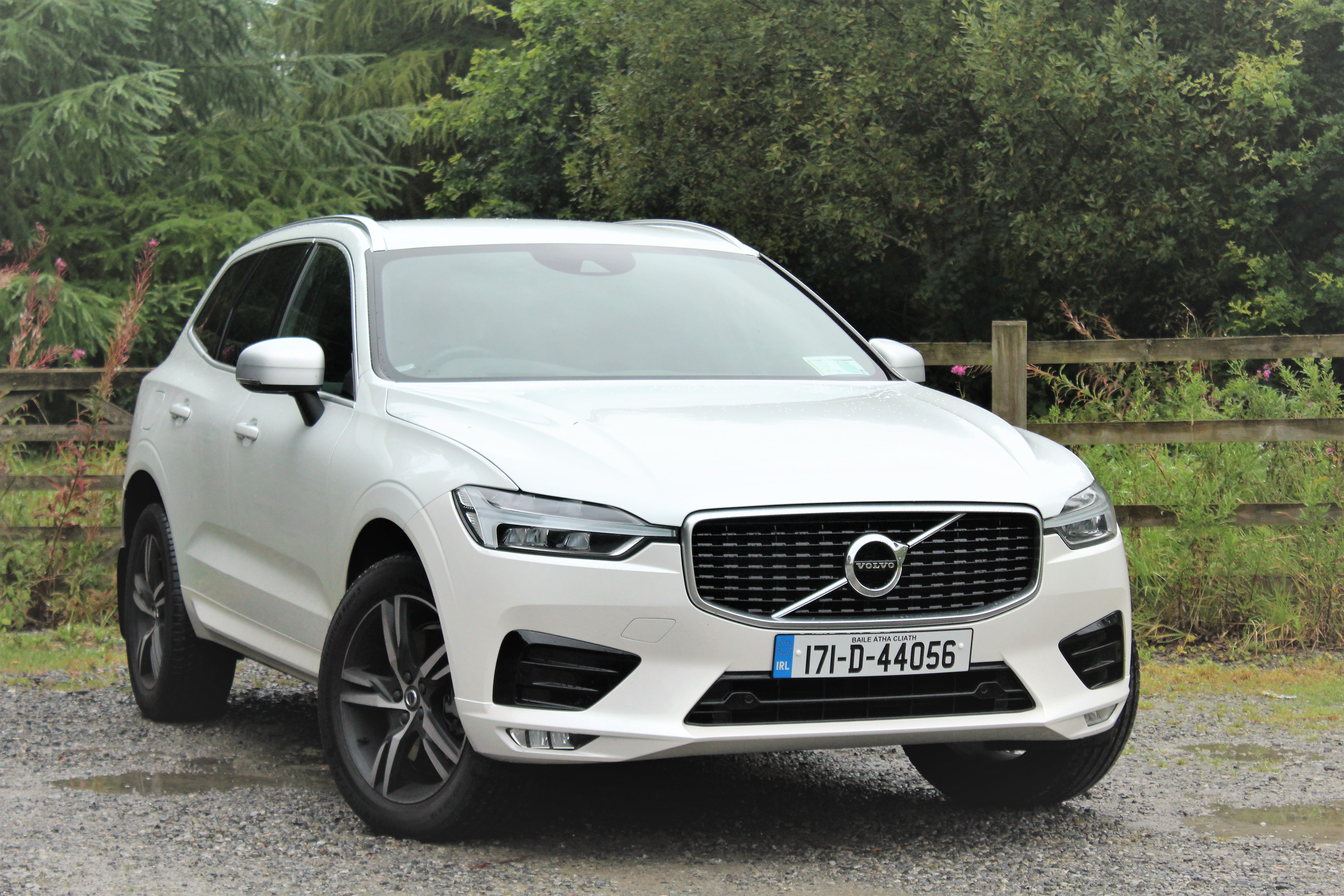 VOLVO XC60 D5 AWD R-Design