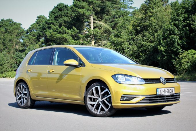 Volkswagen Golf 1.0 TSI