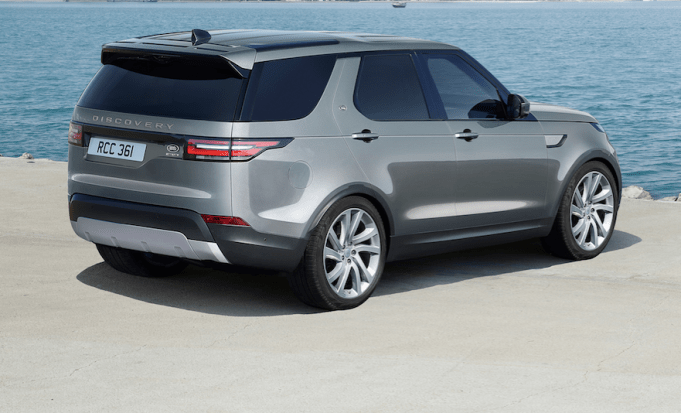 New Land Rover Discovery Commercial