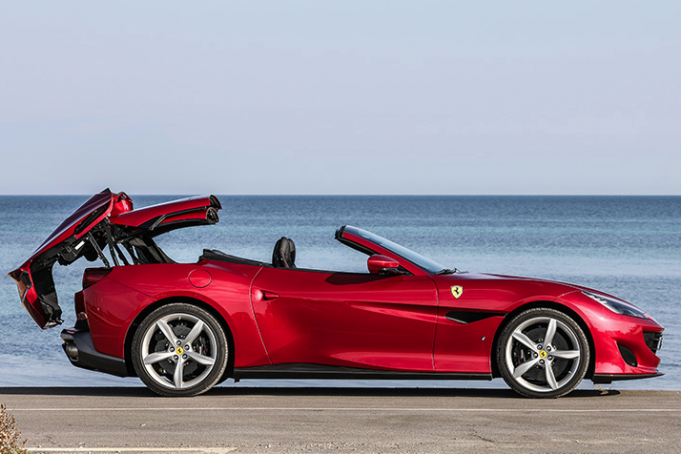 New Ferrari Portofino Touring Through Belfast
