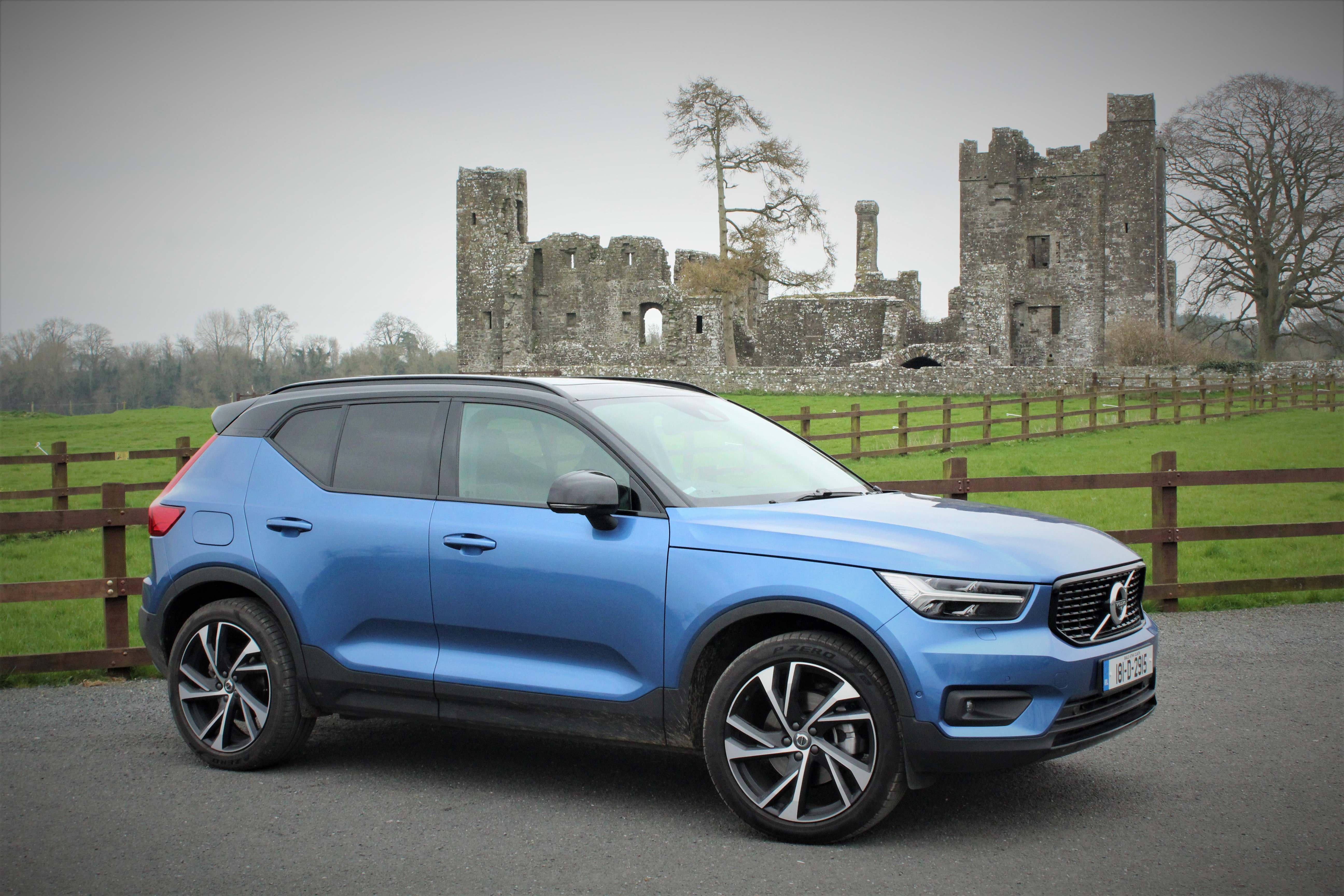 Volvo XC40 D4 R-Design