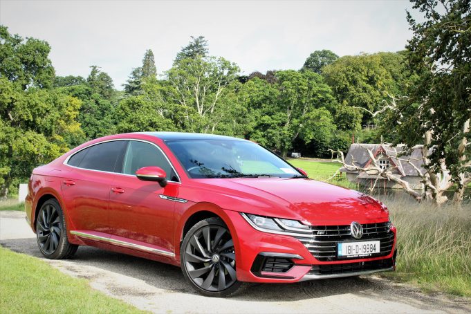 Volkswagen Arteon “R-Line” 2.0 TSI