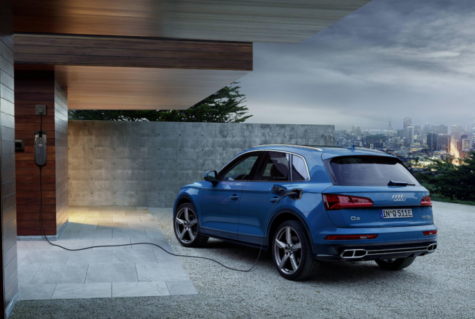 Audi Q5 55 TFSI e Quattro Ready To Roll