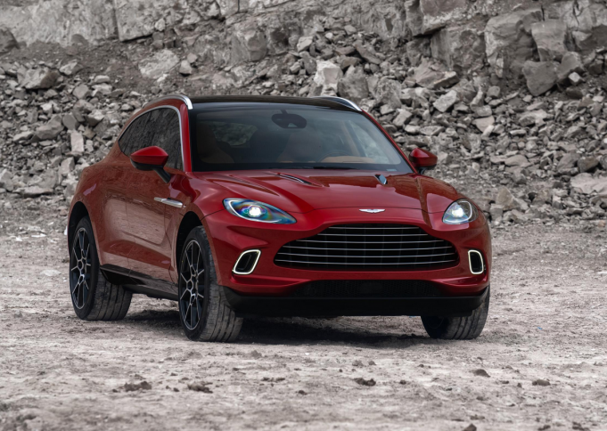 Aston Martin DBX Turns Heads!