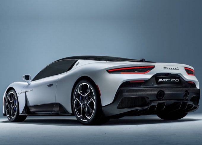 New Maserati MC20 Breaks Cover