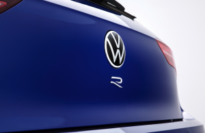 New Golf R To Be Unveiled Tomorrow