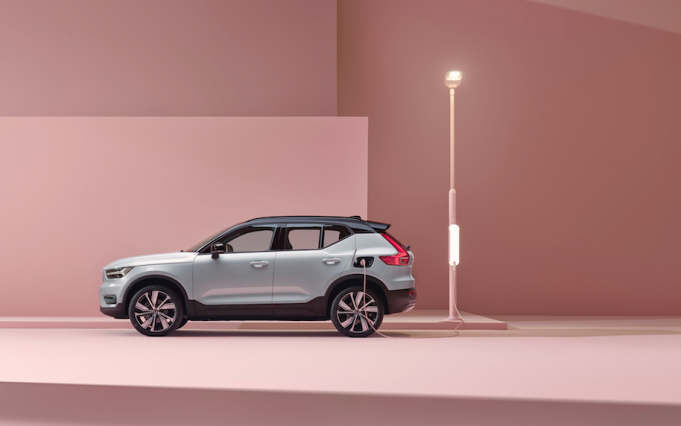 Volvo Cars Sets New Industry Benchmark