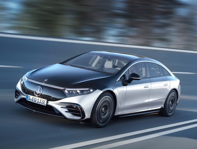 Mercedes-Benz Gearing Up For 212 Registrations