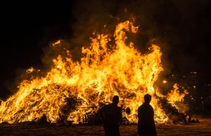 This COP26 Halloween, Don’t Burn Tyres On Bonfires