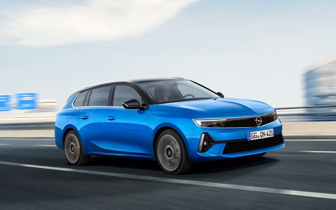 Opel Astra Sports Tourer Preview