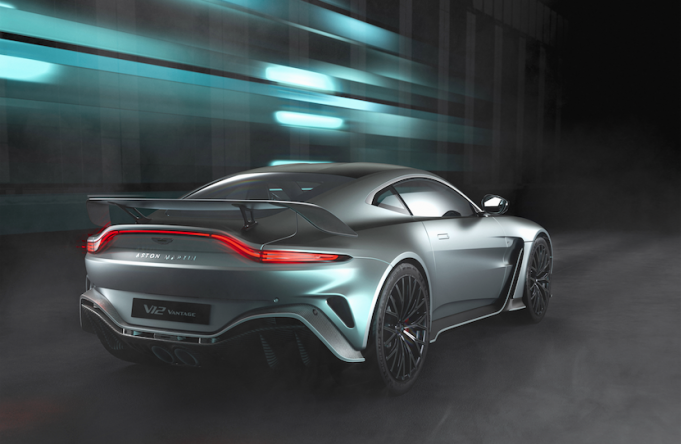 New Aston Martin V12 Vantage