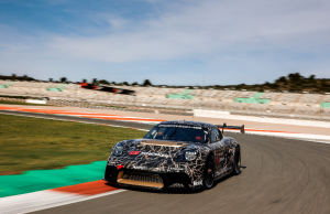 Porsche 718 Cayman GT4 ePerformance