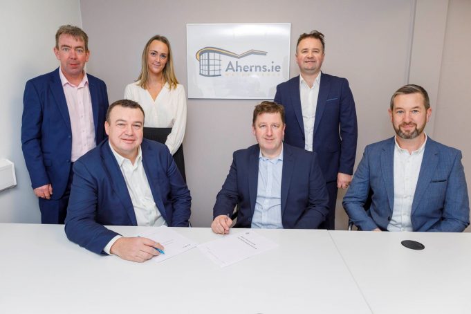 Renault Group Appoints New Dealer For North Kerry