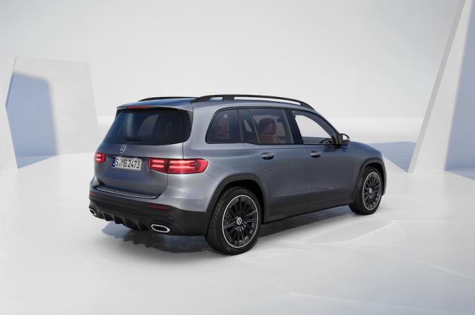 Revised Mercedes-Benz GLB