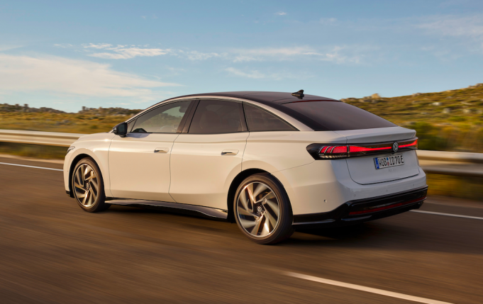 New Volkswagen ID.7 Looks Stunning