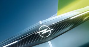 First Glimpses of New Opel Experimental Concept Car