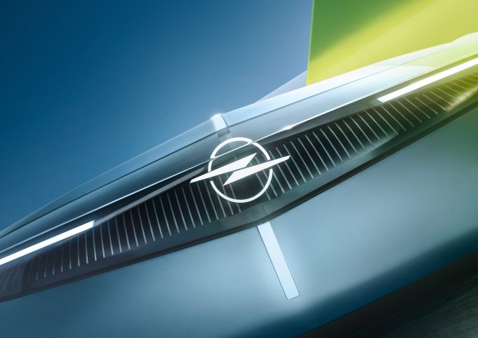 First Glimpses of New Opel Experimental Concept Car