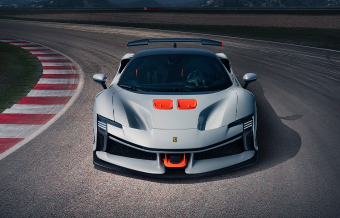 Ferrari SF90 XX Stradale & SF90 XX Spider
