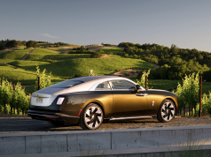 Rolls-Royce To Display Spectre at Salon Prive