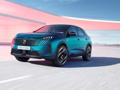 Peugeot Electric Fastback E-3008 SUV
