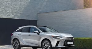 Lexus RX450h+