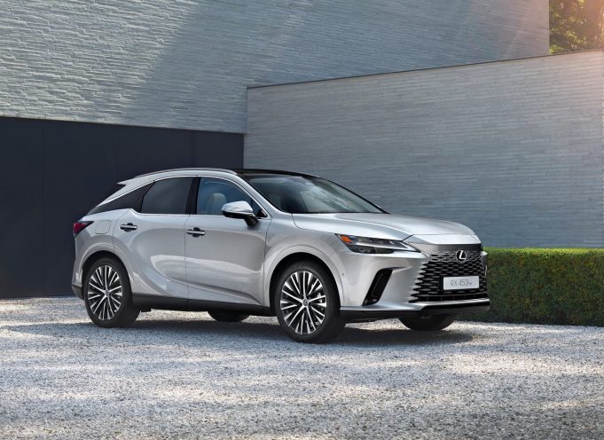 Lexus RX450h+