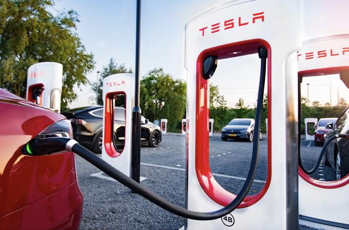 Tesla To Allow Other Vehicles To Charge Using Network