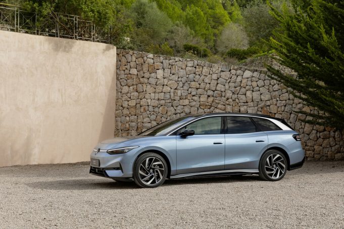 Volkswagen ID.7 Tourer Preview