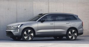 Flagship Electric 7-Seater Volvo EX90 Arrives