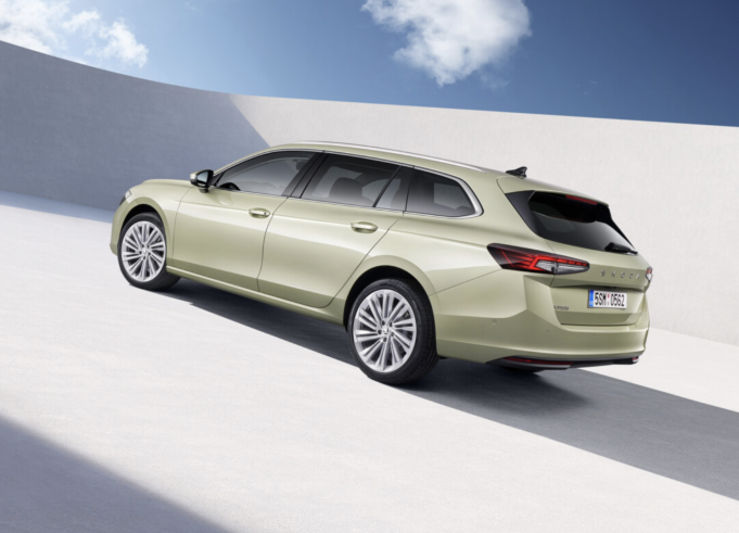 New Škoda Superb Available To Order Now