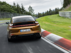 New Record For Porsche Panamera