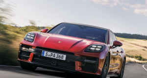 New Porsche Panamera Turbo S E-Hybrid & Panamera GTS